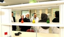 تاکید رییس جمهوری بر کیفیت تولید دارو تاکید رییس جمهوری بر کیفیت تولید دارو