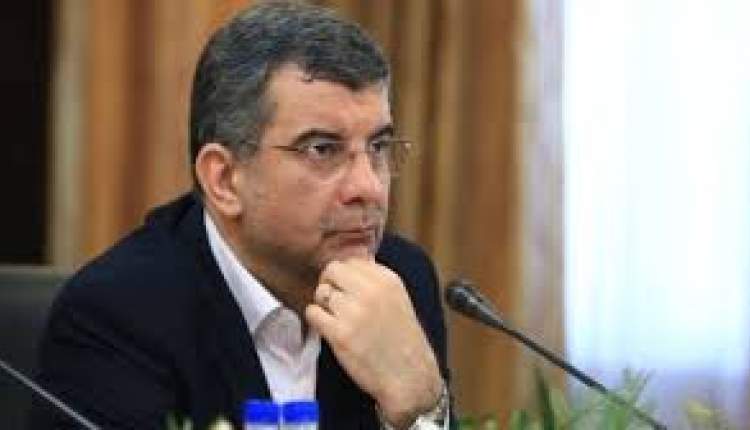 عدم رعایت فاصله‌گذاری اجتماعی و افزایش بیماران مبتلا به کرونا نگران‌کننده است