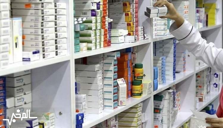 ۷۰۰ داروخانه در مناطق محروم تعطیل و به مراکز شهرها منتقل شده است