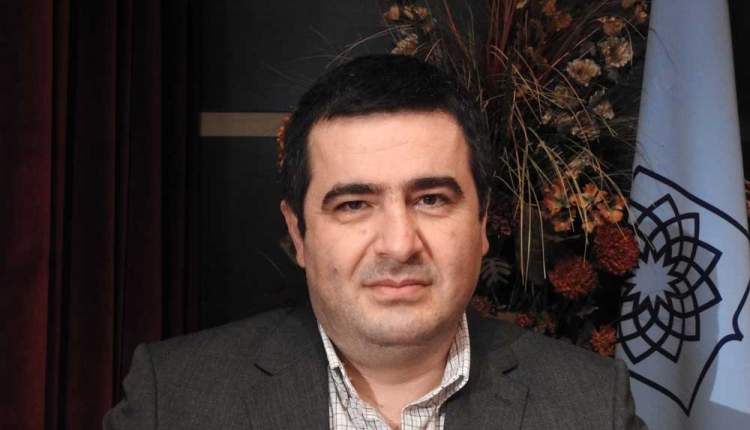 اقتصاد داروخانه با تصمیم‌گیری‌های خلق‌الساعه نمی‌چرخد