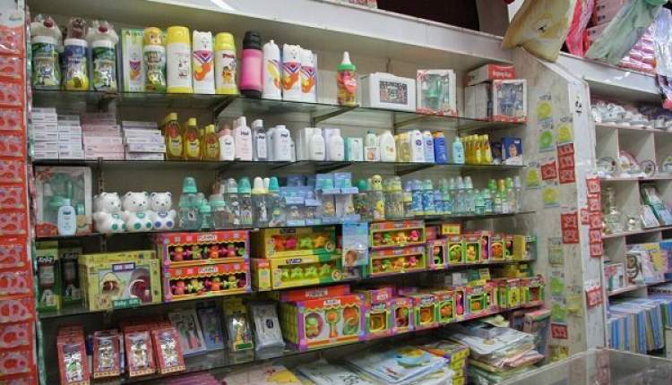 برخی داروهای کودکان در فروشگاه‌های سیسمونی به فروش می‌رسد