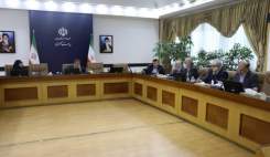 خط قرمز دارو در فضای مجازی؛ پلتفرمهای آنلاین تنها زیر نظر وزارت بهداشت اجازه فعالیت دارند خط قرمز دارو در فضای مجازی؛ پلتفرمهای آنلاین تنها زیر نظر وزارت بهداشت اجازه فعالیت دارند