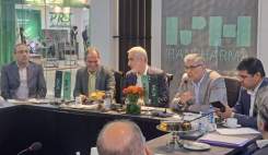 برداشتهای مقطعی از صندوق توسعه ملی؛ مُسکن موقت برای بحران دارو نه راهحل پایدار برداشتهای مقطعی از صندوق توسعه ملی؛ مُسکن موقت برای بحران دارو نه راهحل پایدار