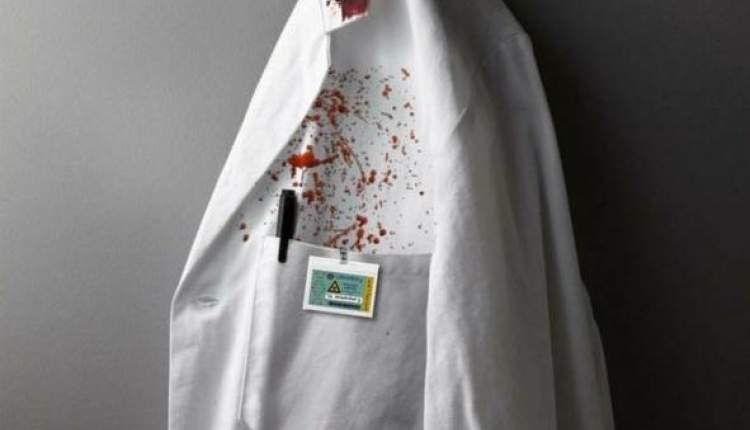 دلجویی عجیب آقای نماینده! در شهری که پزشکش به قتل رسید