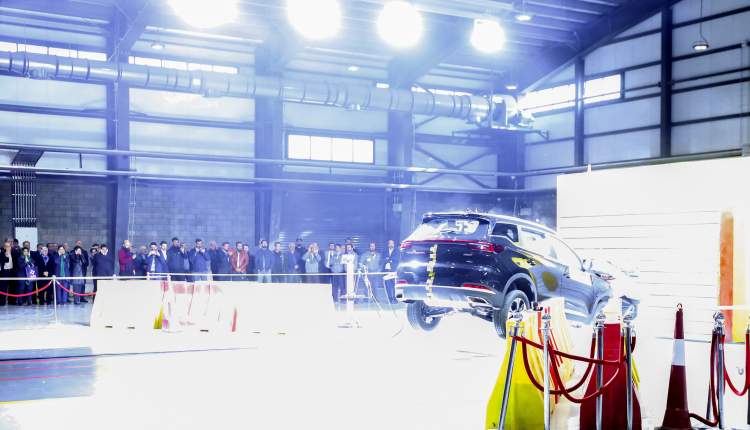 افتتاح پرطمطراق، چرا خودروهای داخلی از تست تصادف جا ماندند؟